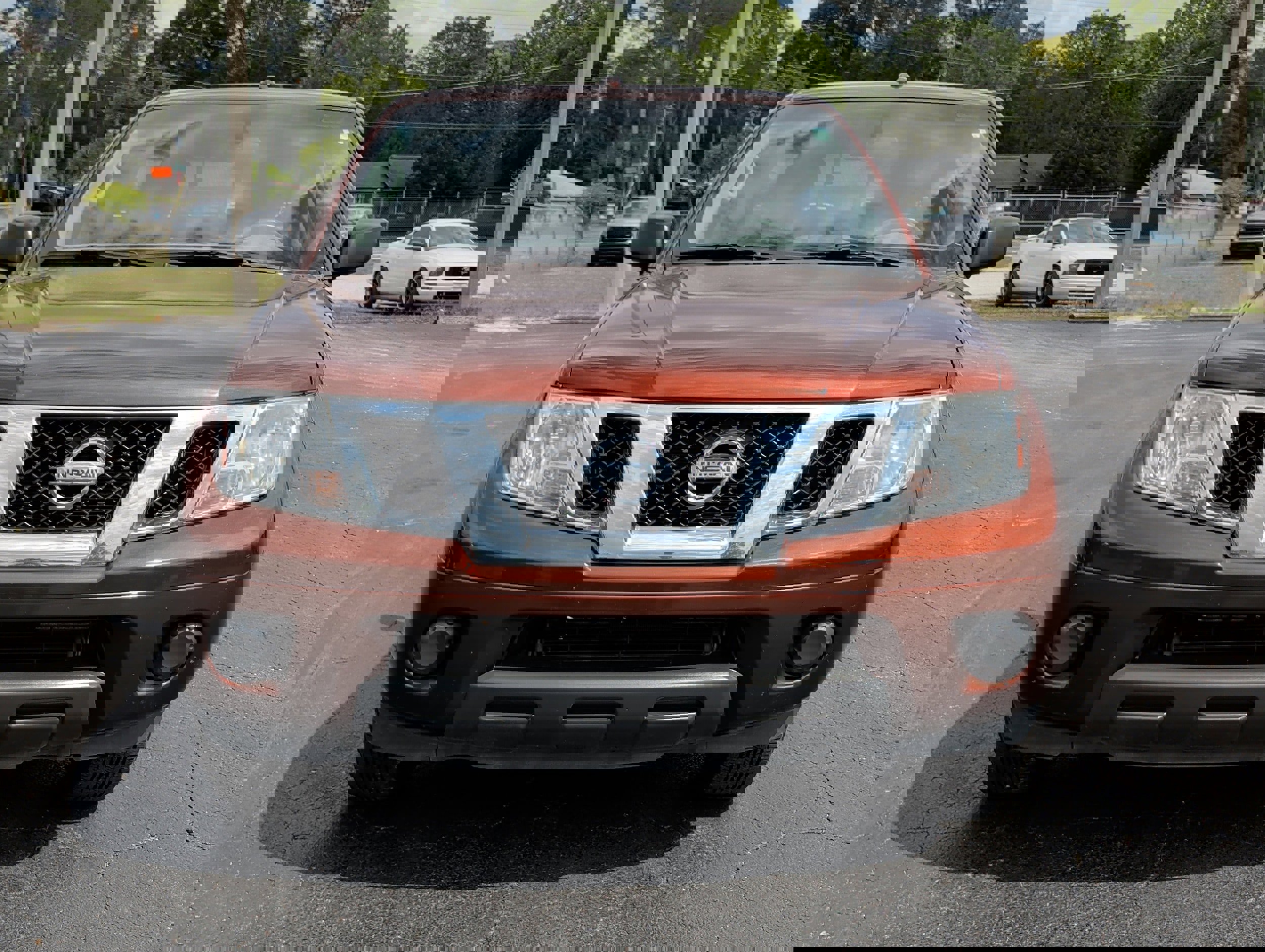 Used 2016 Nissan Frontier SV RWD image 8