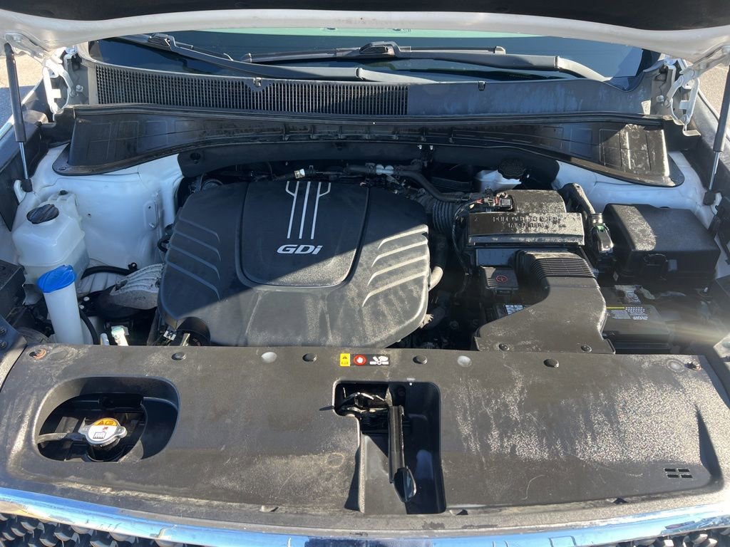 Used 2016 Kia Sorento SX image 11