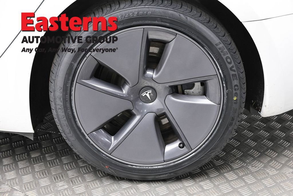 Used 2023 Tesla Model 3 Standard Range image 25
