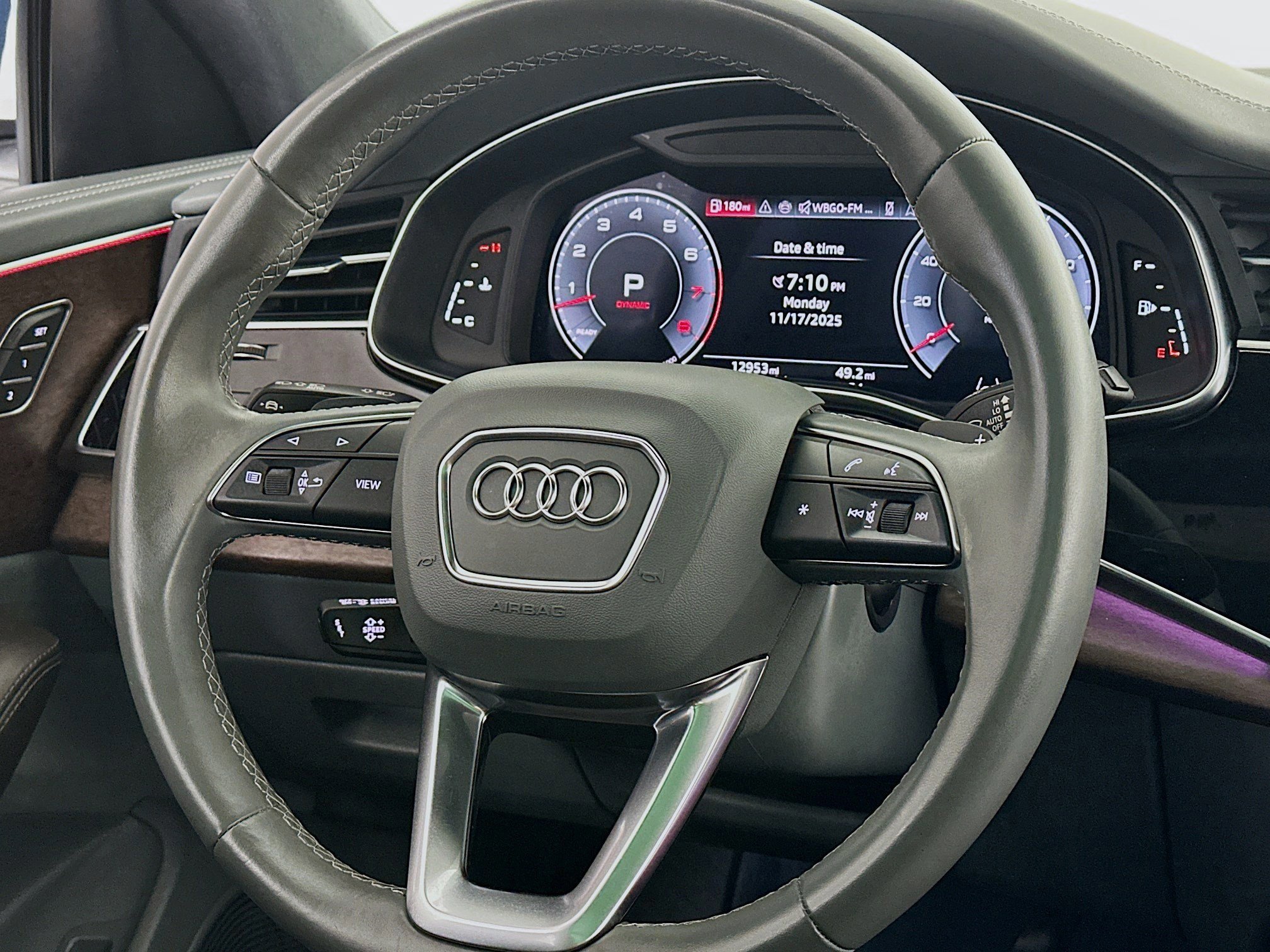 Used 2024 Audi Q8 Prestige w/ Prestige Package AWD/4WD image 8