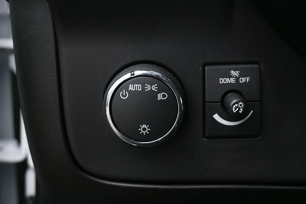 Used 2024 GMC Savana 2500 w/ Driver Convenience Package image 9