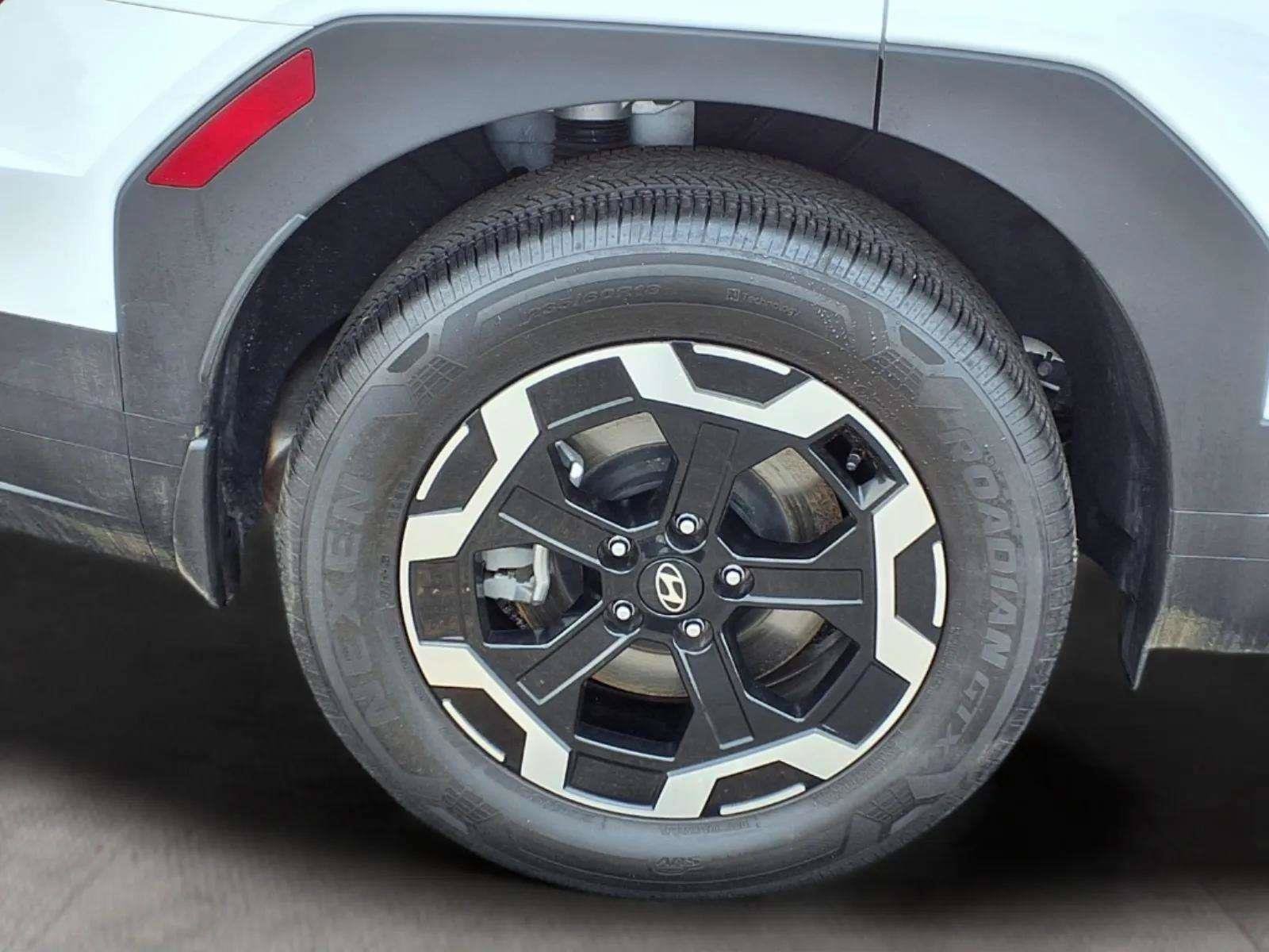 Certified 2026 Hyundai Santa Fe SE FWD image 20