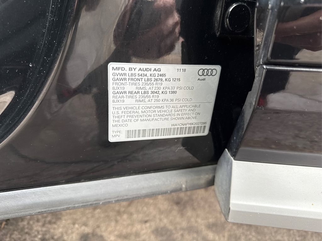 Used 2019 Audi Q5 Prestige w/ Prestige Package image 18