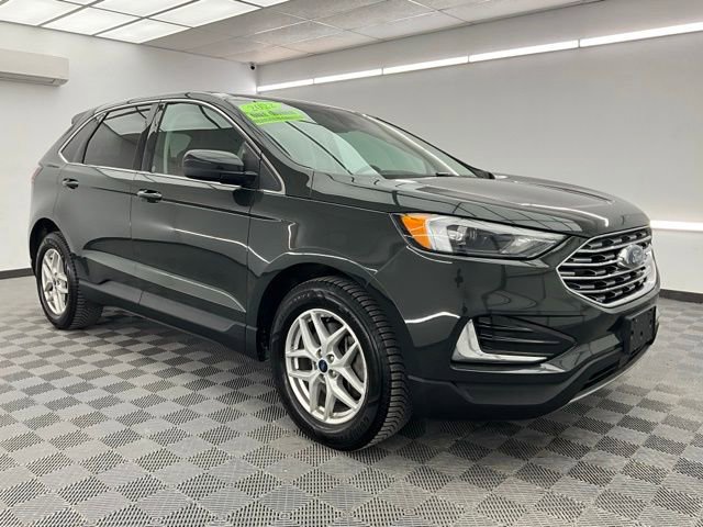 Used 2022 Ford Edge SEL w/ Cargo Accessory Package image 3