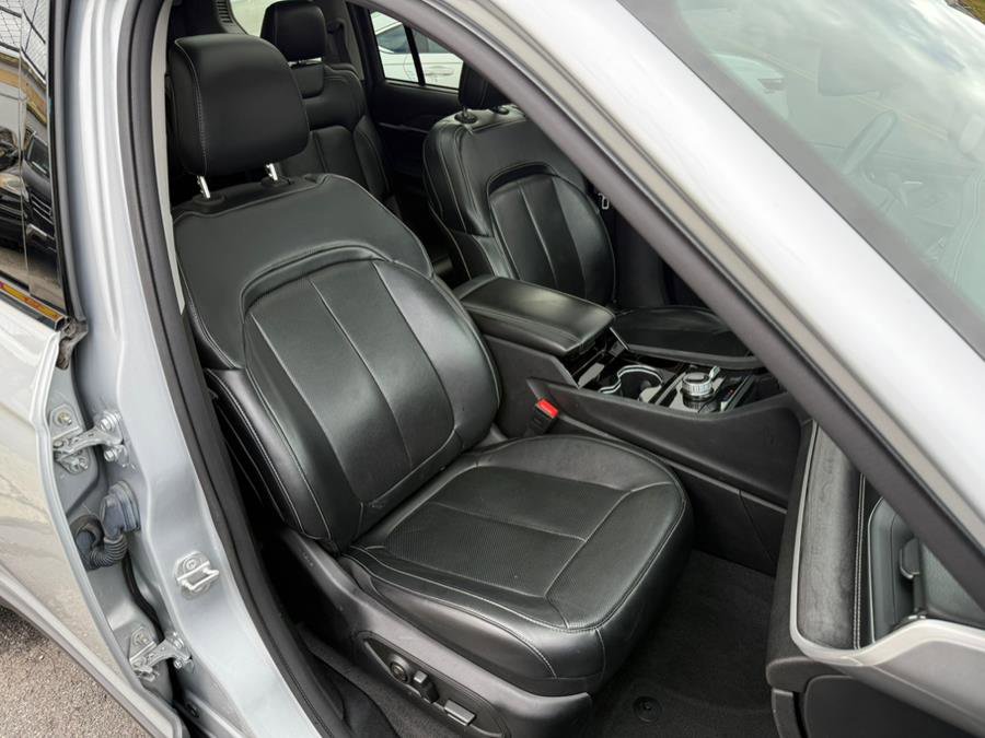 Used 2021 Jeep Grand Cherokee L Limited w/ Luxury Tech Group II image 8