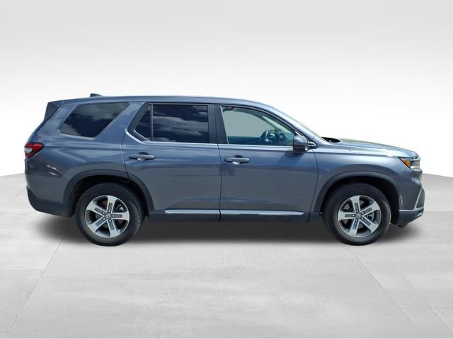 Used 2025 Honda Pilot EX-L image 12