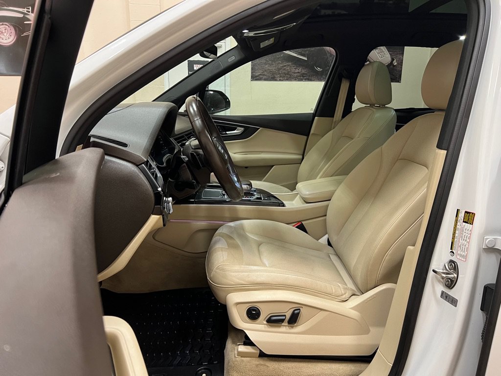 Used 2018 Audi Q7 3.0T Prestige AWD/4WD image 18