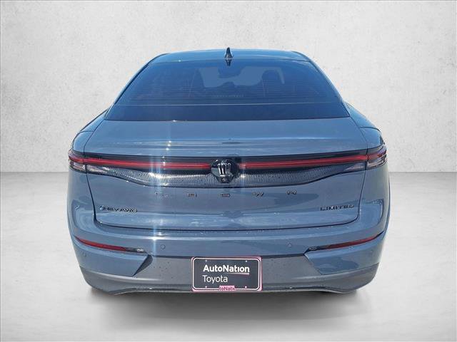 Certified 2025 Toyota Crown AWD/4WD image 7