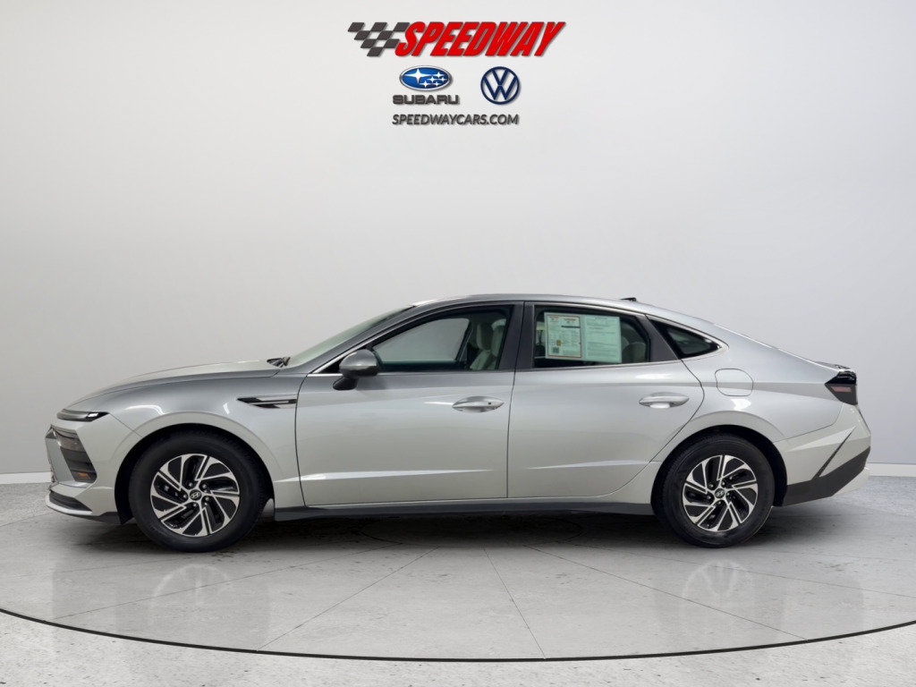 Used 2026 Hyundai Sonata Blue FWD image 10
