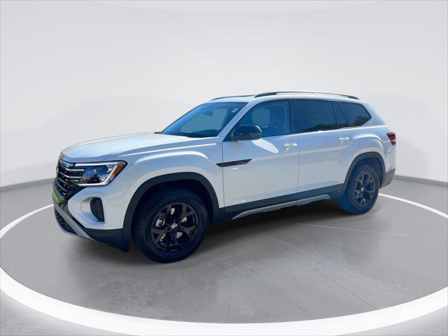 New 2026 Volkswagen Atlas Peak Edition image 1