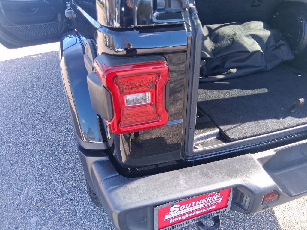 Used 2021 Jeep Wrangler Unlimited Sahara image 23