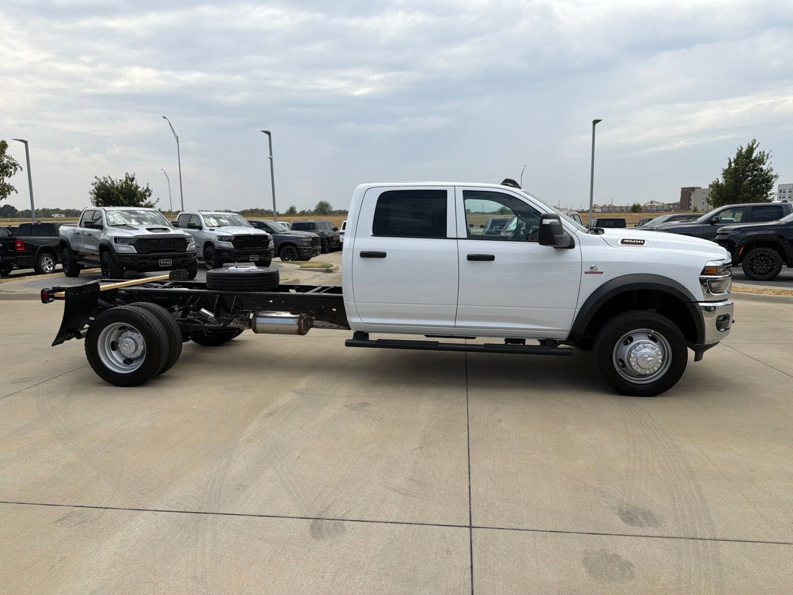 New 2027 RAM 4500 Tradesman AWD/4WD image 6