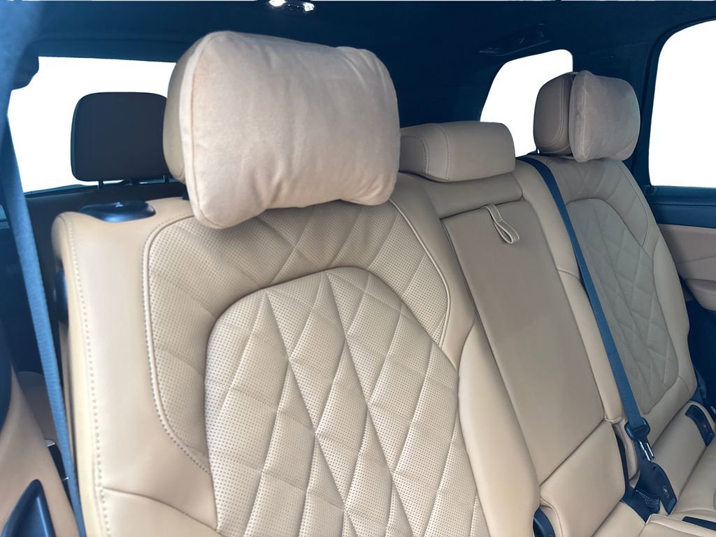 Used 2024 BMW X7 xDrive40i w/ M Sport Package image 45