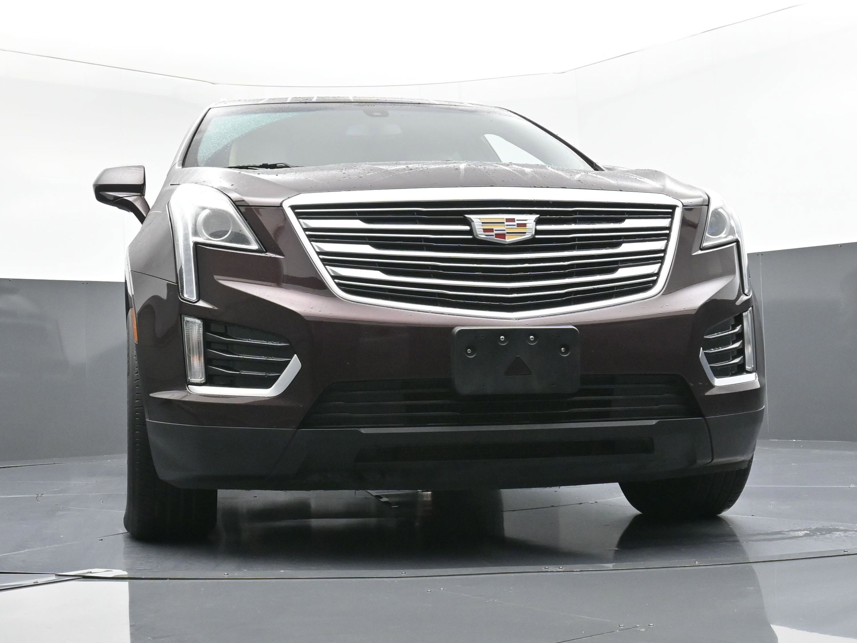 Used 2018 Cadillac XT5 FWD image 22