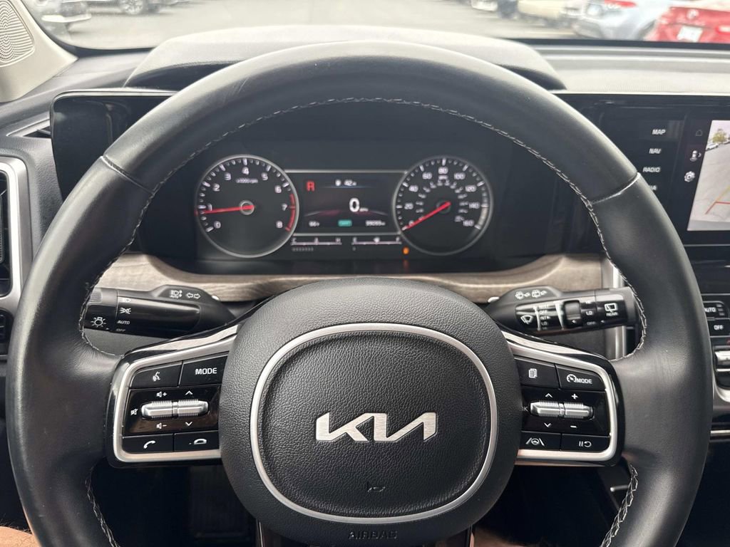 Used 2022 Kia Sorento S AWD/4WD image 29