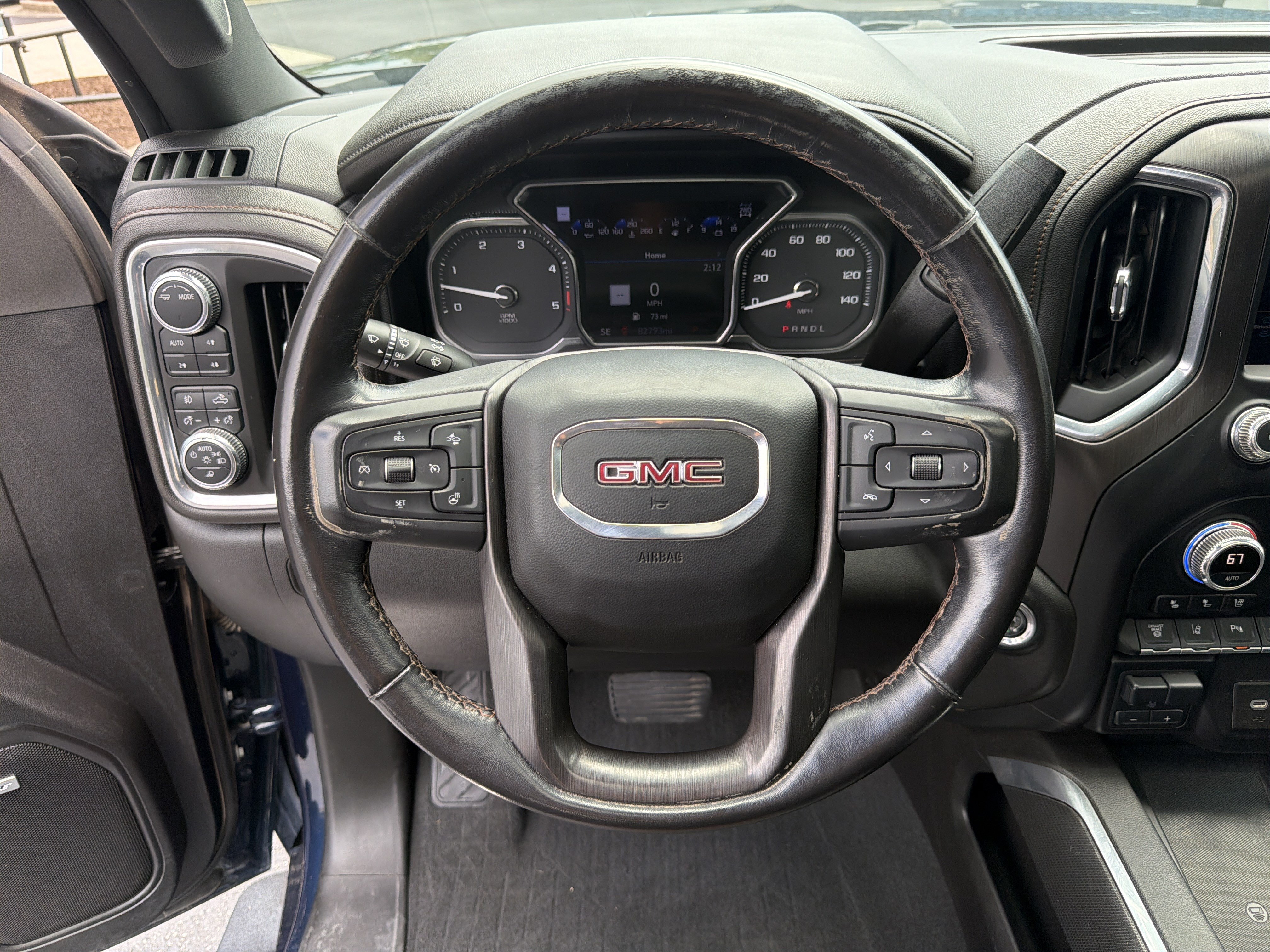 Used 2022 GMC Sierra 2500 AT4 w/ AT4 Premium Plus Package AWD/4WD image 10
