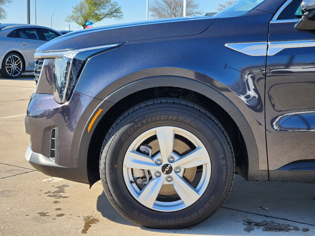 New 2025 Kia Sorento LX image 5