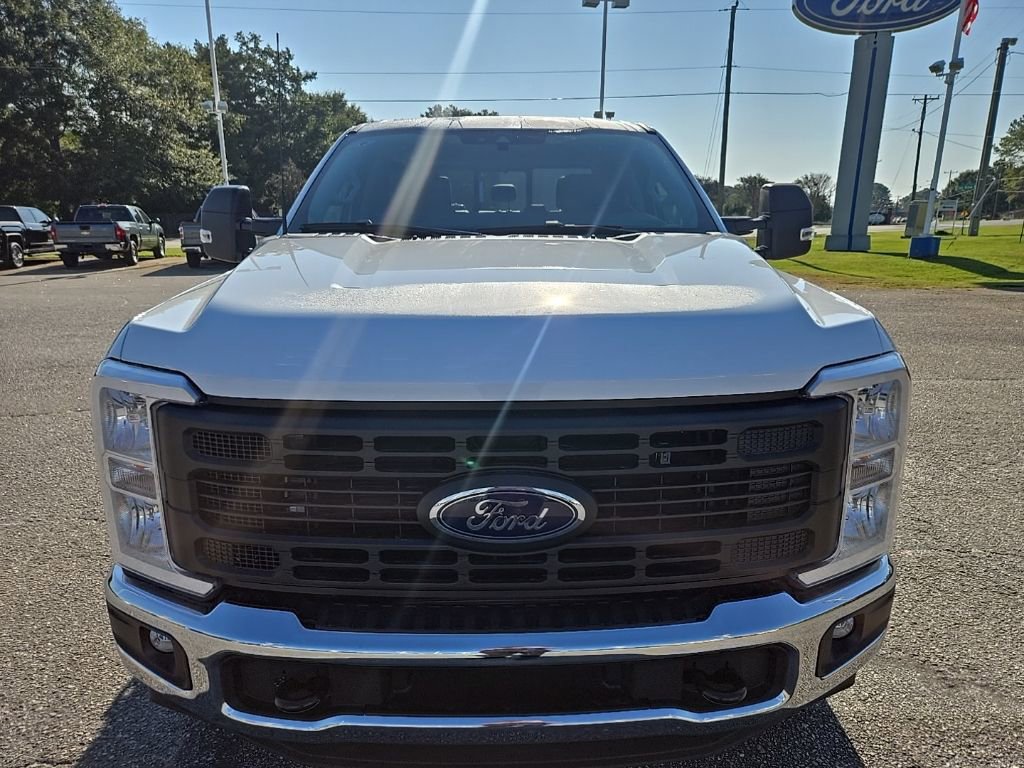 New 2026 Ford F350 XL image 2