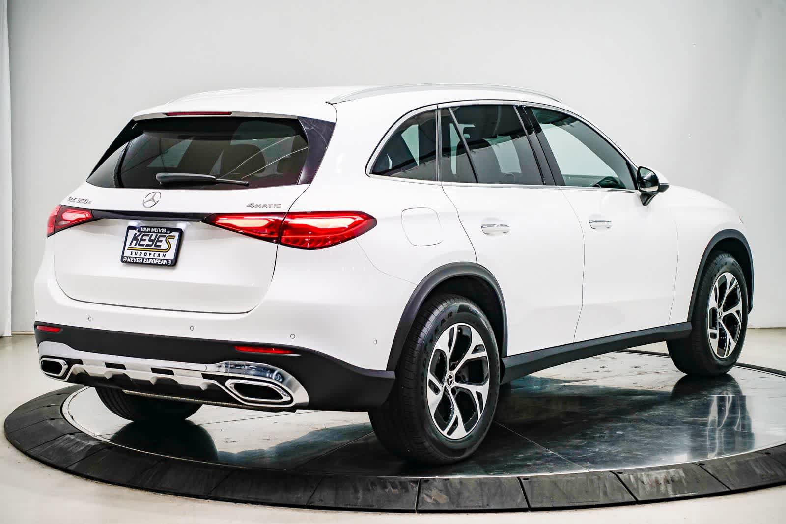 Certified 2025 Mercedes-Benz GLC 350e 4MATIC image 4