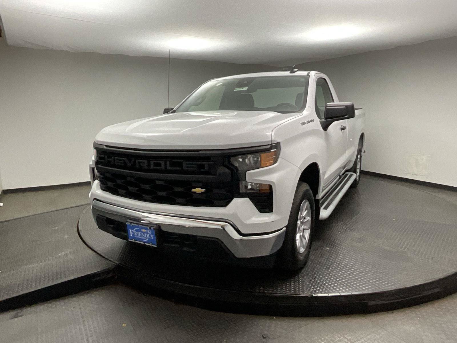 Used 2025 Chevrolet Silverado 1500 W/T RWD image 3