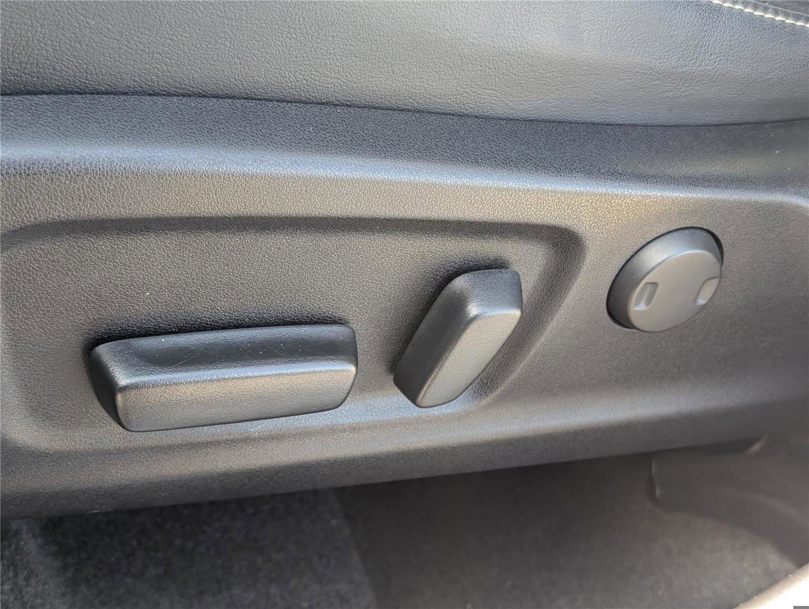 Used 2018 Lexus RX 350L image 22