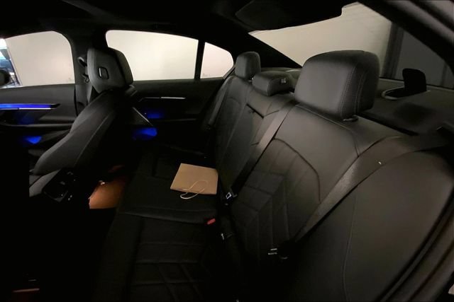 Used 2024 BMW i5 eDrive40i w/ M Sport Package RWD image 12