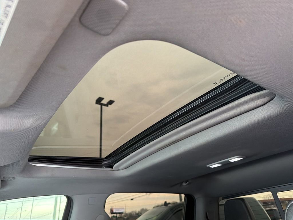 Used 2022 Chevrolet Silverado 2500 LTZ w/ LTZ Convenience Package image 39