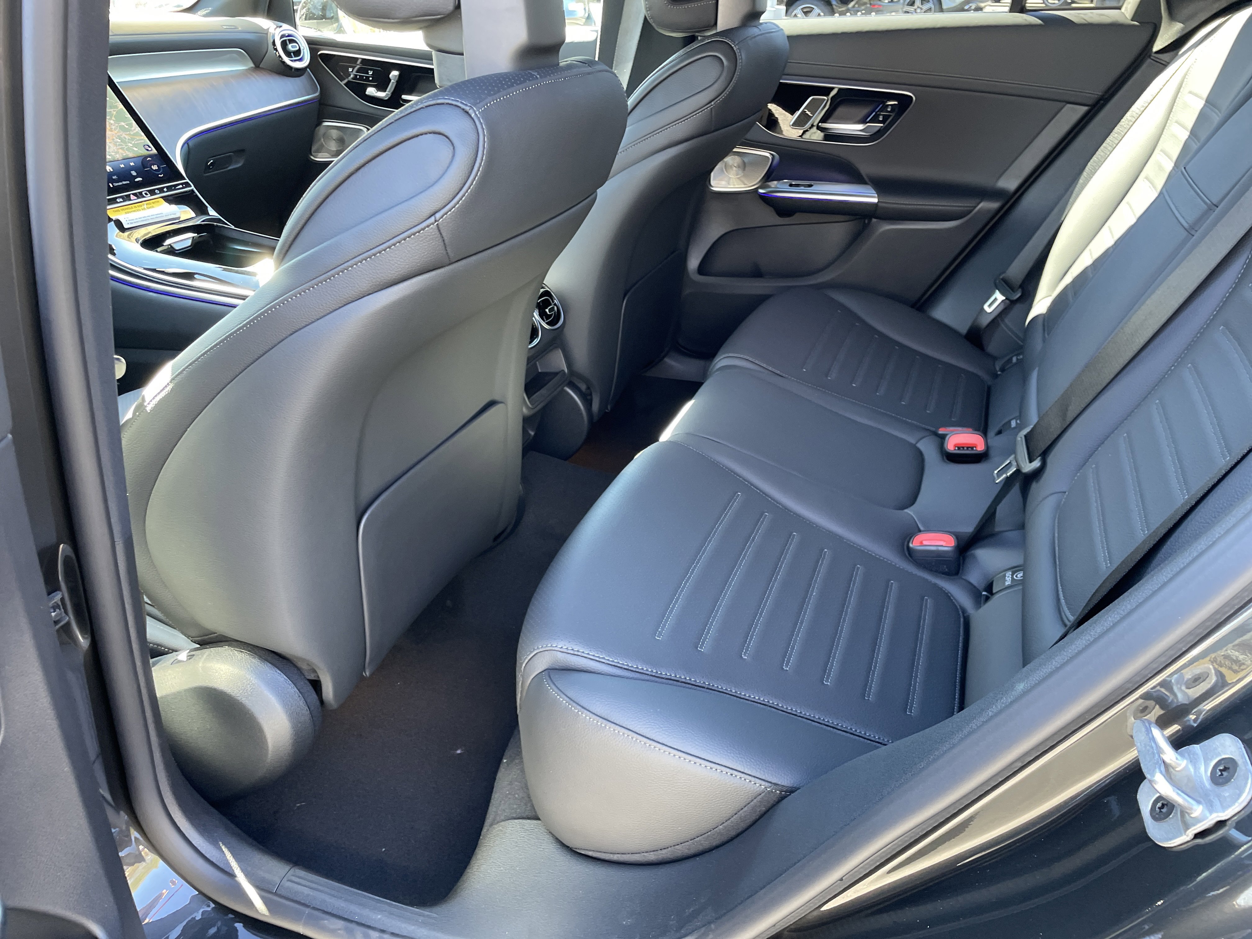 New 2026 Mercedes-Benz GLC 300 image 35