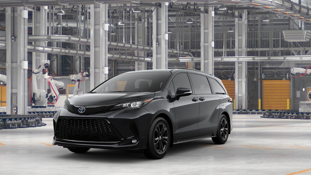 New 2025 Toyota Sienna XSE