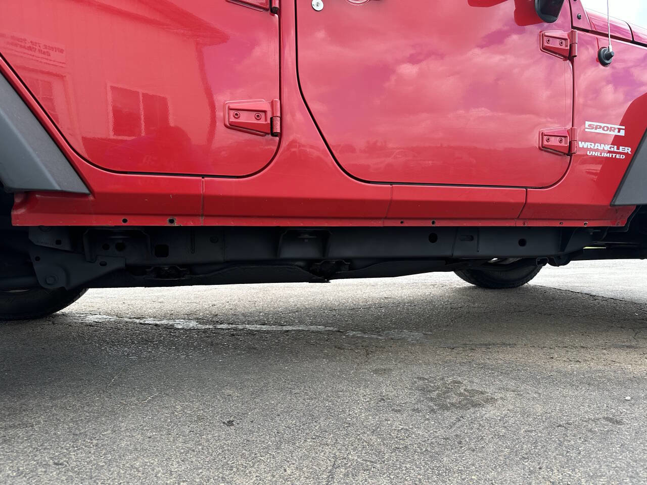 Used 2011 Jeep Wrangler Unlimited Sport image 8
