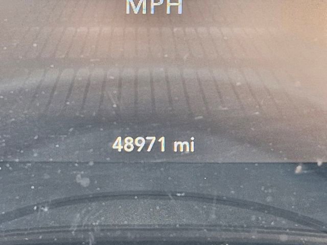 Used 2015 Dodge Challenger R/T Plus image 26