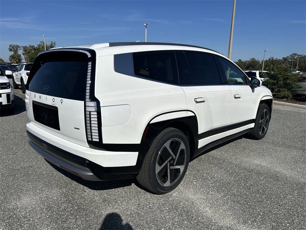 New 2026 Hyundai Ioniq 9 Limited image 9