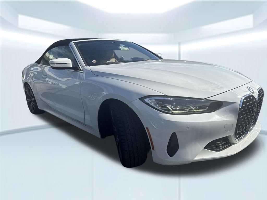 Used 2022 BMW 430i Convertible w/ Premium Package RWD image 2