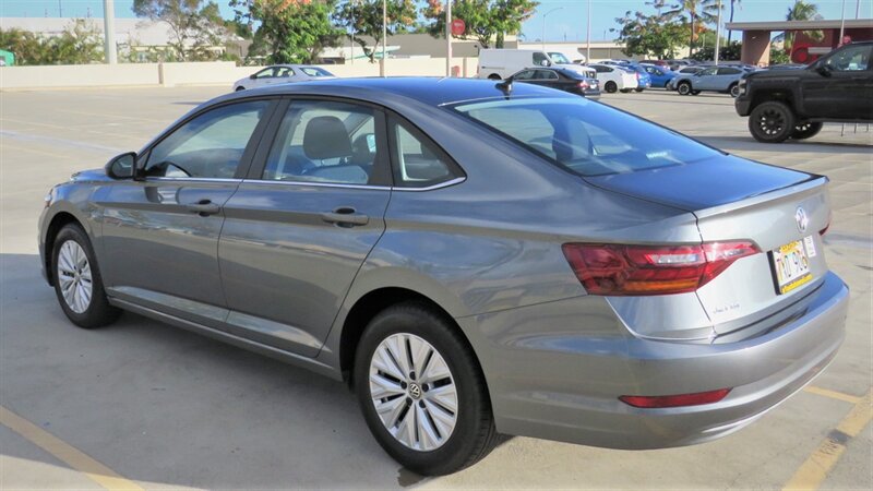 Used 2019 Volkswagen Jetta S w/ Driver Assistance Package FWD image 3