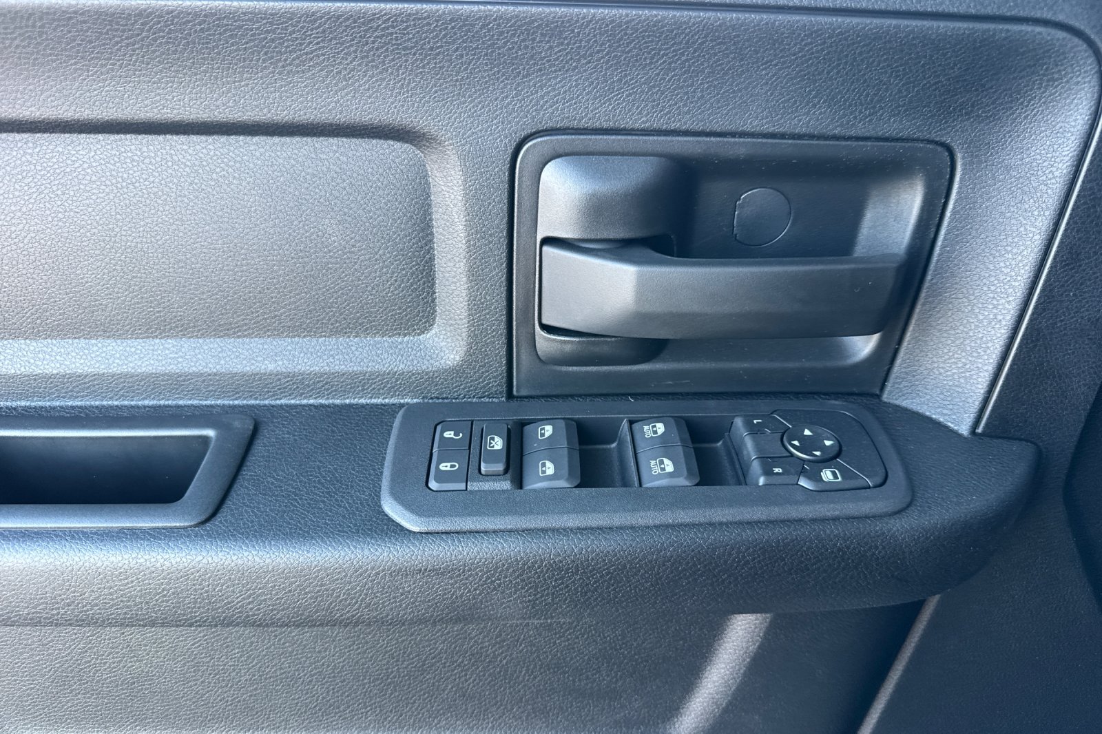 New 2026 RAM 3500 Tradesman AWD/4WD image 10
