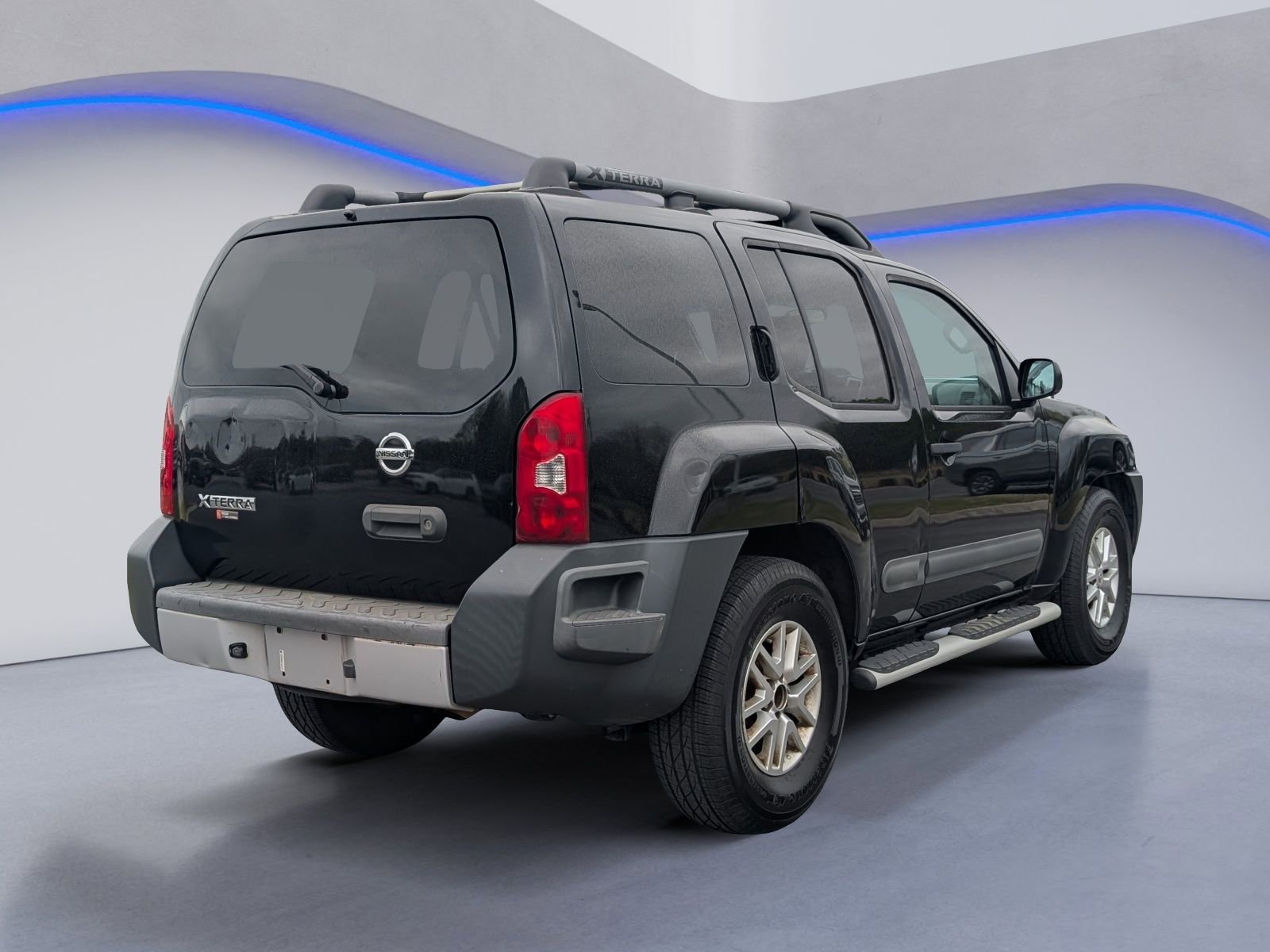 Used 2015 Nissan Xterra S image 3