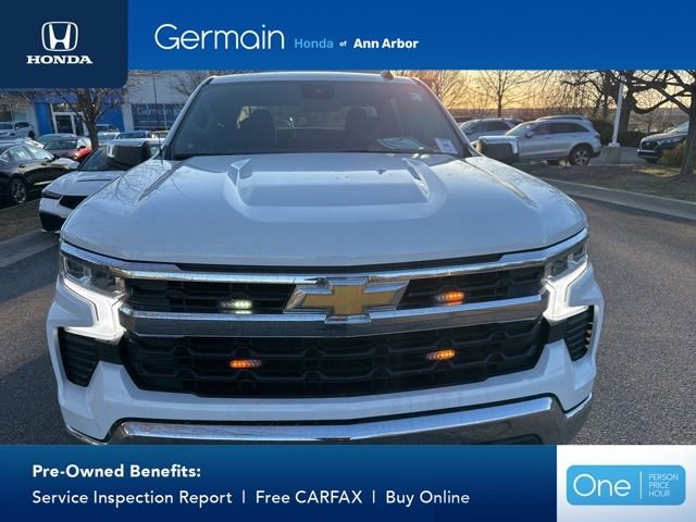 Used 2023 Chevrolet Silverado 1500 LT w/ Protection Package image 2