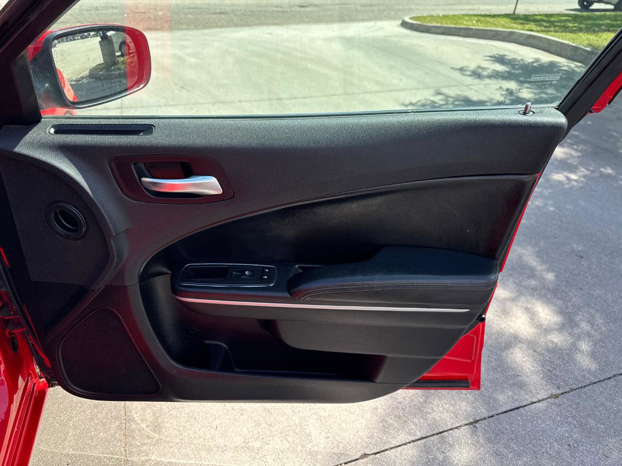 Used 2020 Dodge Charger SXT w/ Leather Interior Group image 15