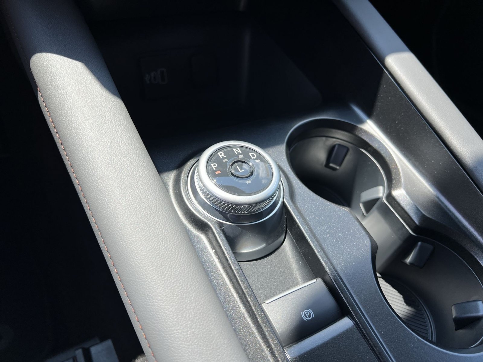 New 2026 Ford Explorer Active AWD/4WD image 22