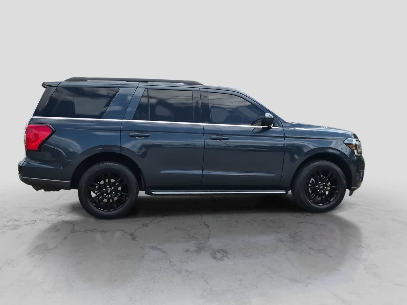 Used 2022 Ford Expedition XLT RWD image 9