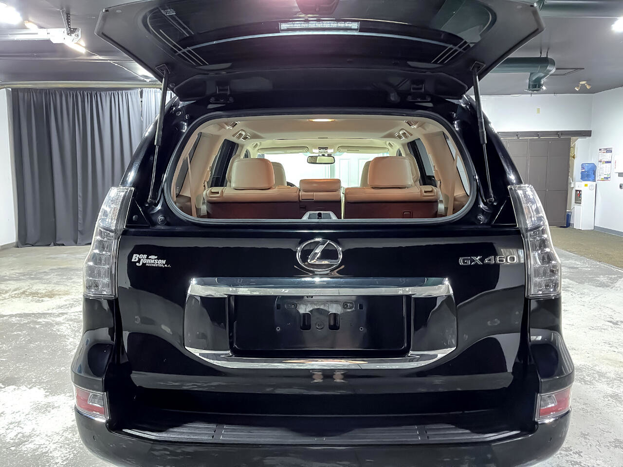 Used 2017 Lexus GX 460 image 9