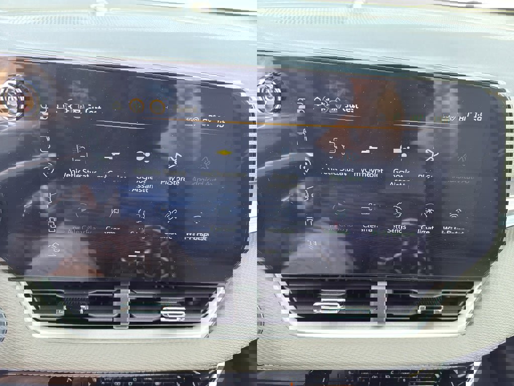 New 2026 Chevrolet Equinox LT w/ Convenience Package II image 15