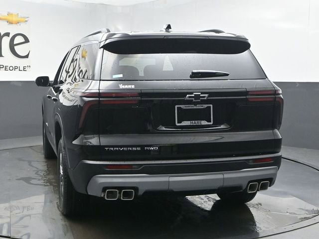 New 2026 Chevrolet Traverse LT w/ Driver Confidence Package AWD/4WD image 14