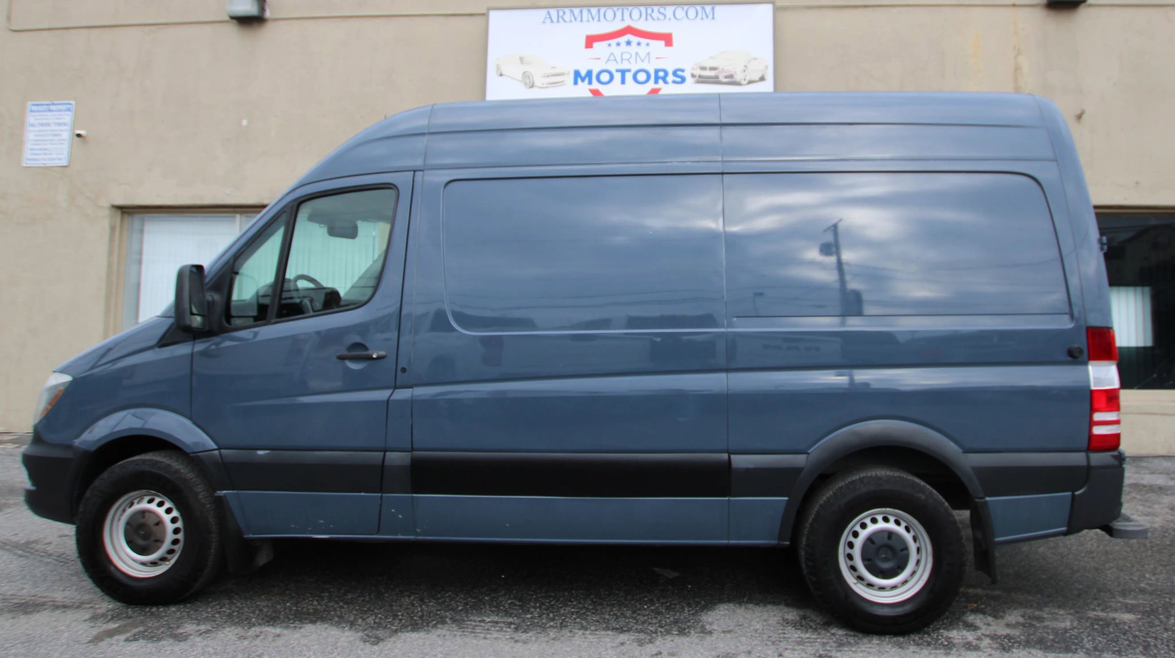 Used 2018 Mercedes-Benz Sprinter 2500 image 4