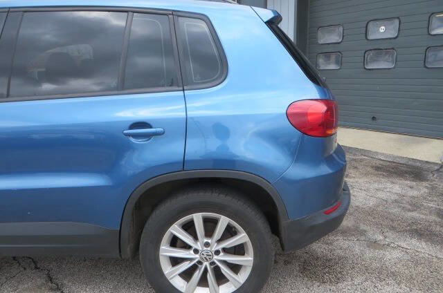 Used 2018 Volkswagen Tiguan Limited w/ Premium Package AWD/4WD image 39
