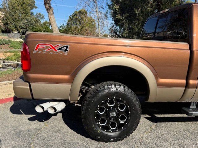 Used 2012 Ford F350 King Ranch w/ King Ranch w/Chrome Pkg image 35