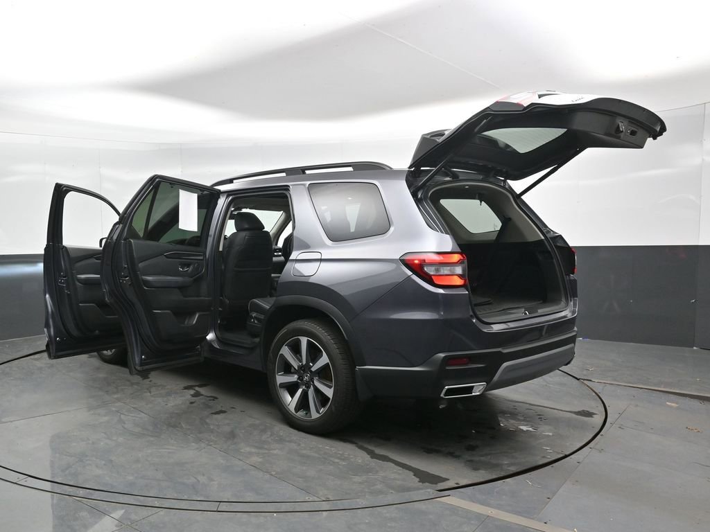 Used 2023 Honda Pilot Elite image 41