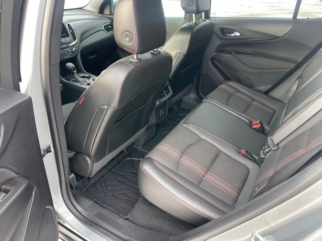 Used 2023 Chevrolet Equinox RS image 20