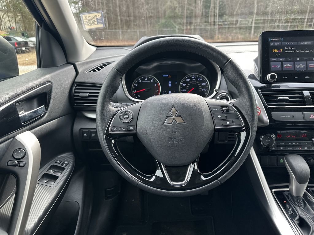 Used 2025 Mitsubishi Eclipse Cross SE image 25