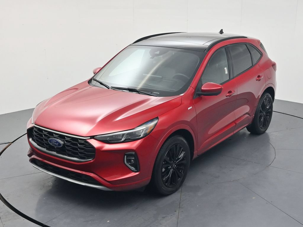 Used 2023 Ford Escape ST-Line Elite w/ Premium Technology Package AWD/4WD image 37